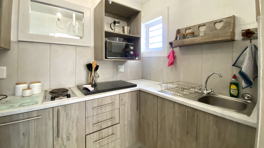 6 Bedroom Property for Sale in Jacobsbaai Western Cape